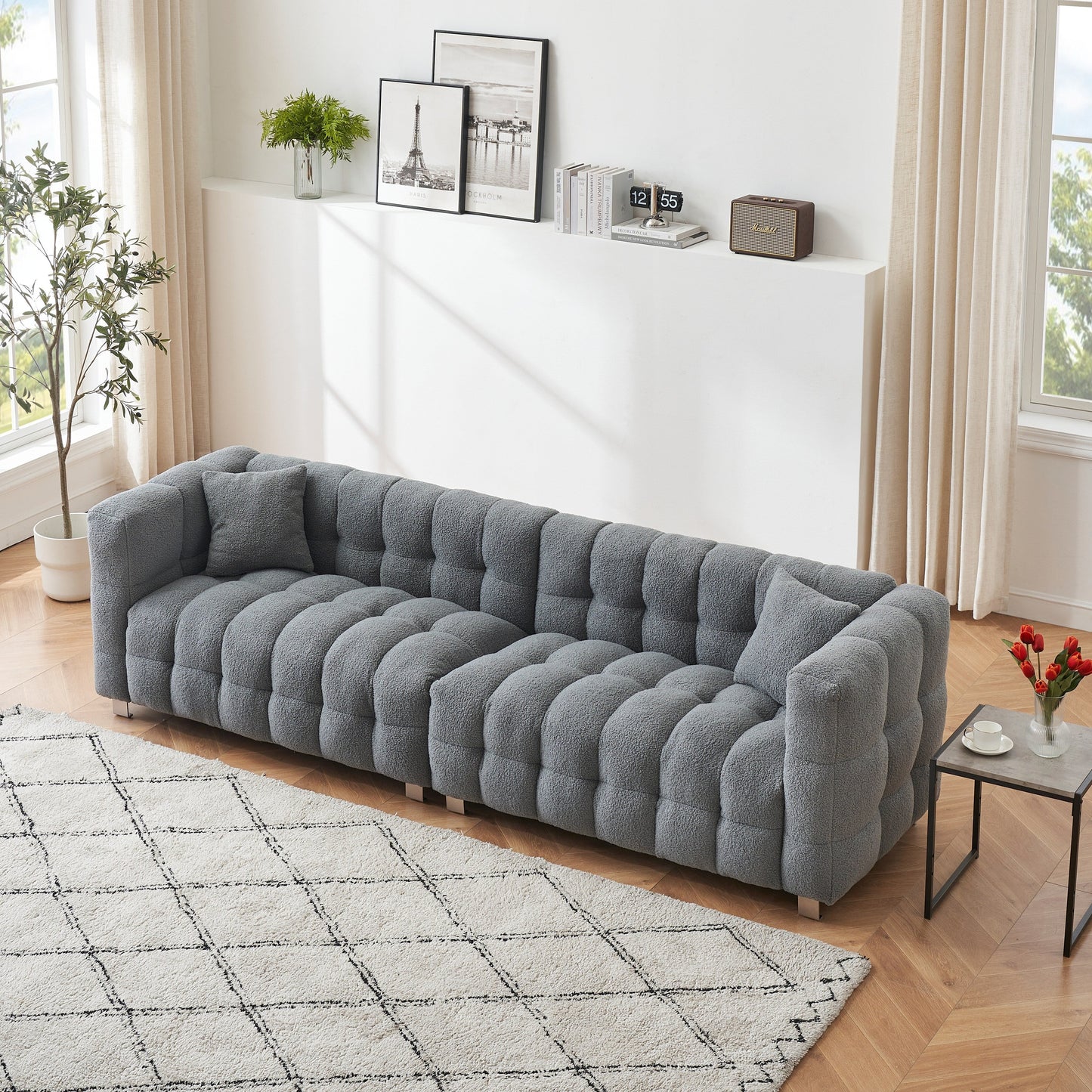 Divano Teddy Velvet da 102'' a 4 posti con gambe in metallo e cuscini decorativi, design moderno multidirezionale per il soggiorno