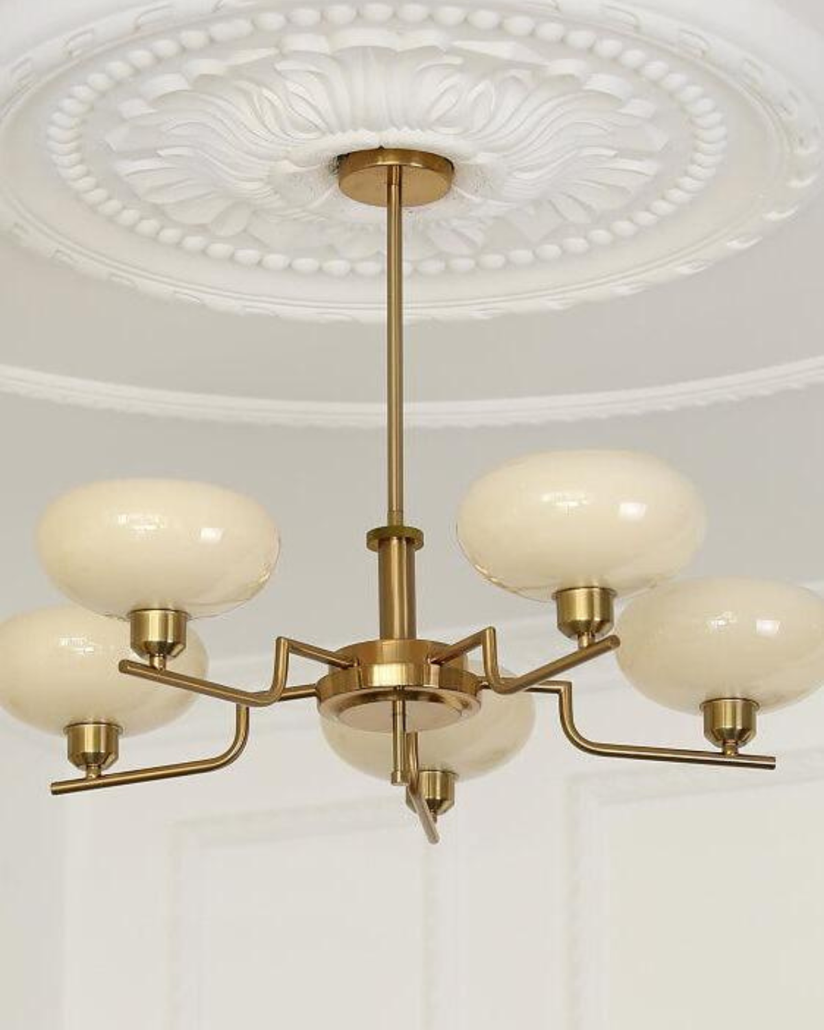 Le Lustre Moderne