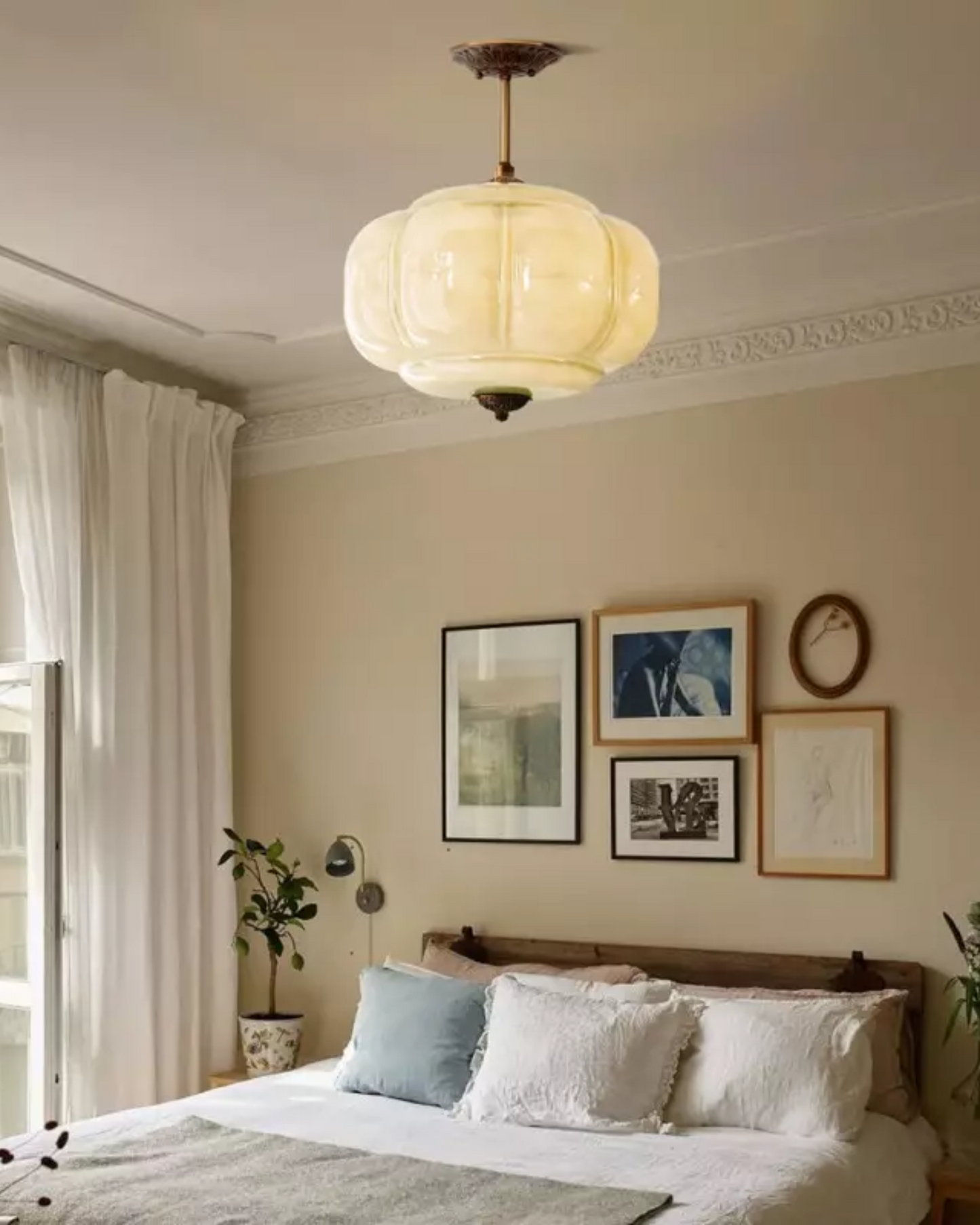 La Lanterne Opaline