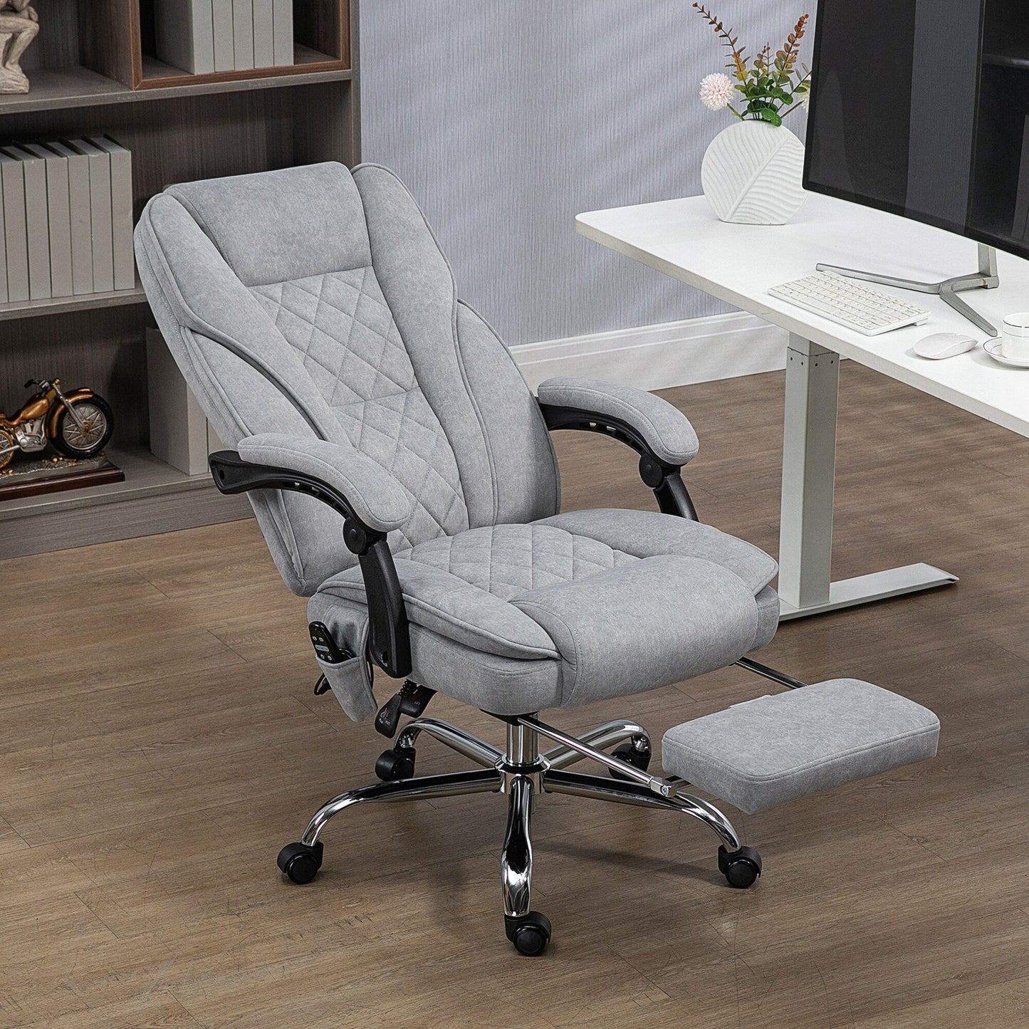 Sedia reclinabile da ufficio con massaggio vibrante a 6 punti, sedia girevole ergonomica per computer con riscaldamento lombare, poggiapiedi e altezza regolabile