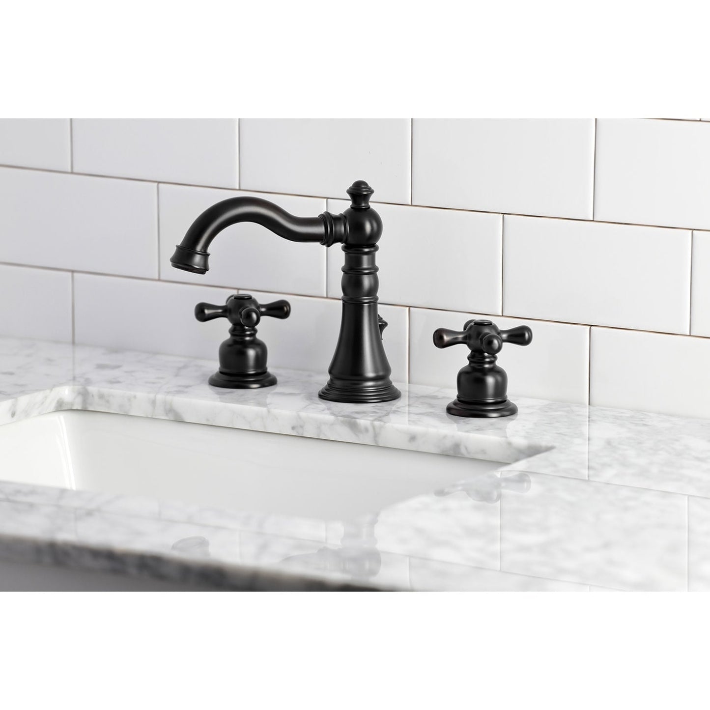 Rubinetto per bagno diffuso American Classic da 8 pollici