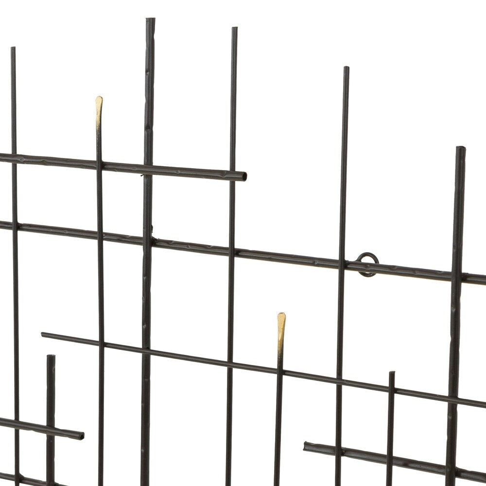 Decorazione da parete moderna in metallo Idakra di Carson Carrington - 28H x 28W x 1,5D