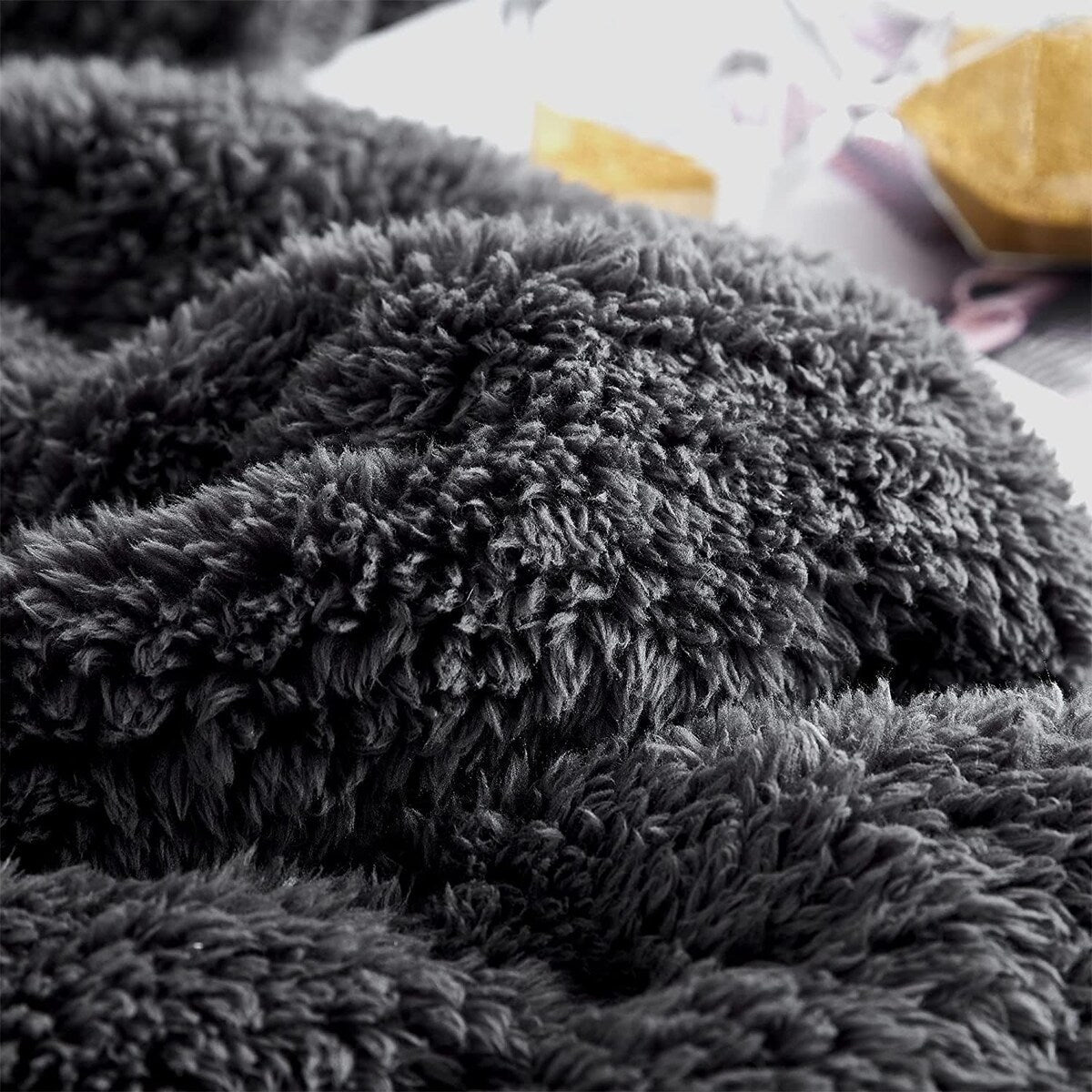 Piumino oversize originale in peluche color carbone Coma Inducer®