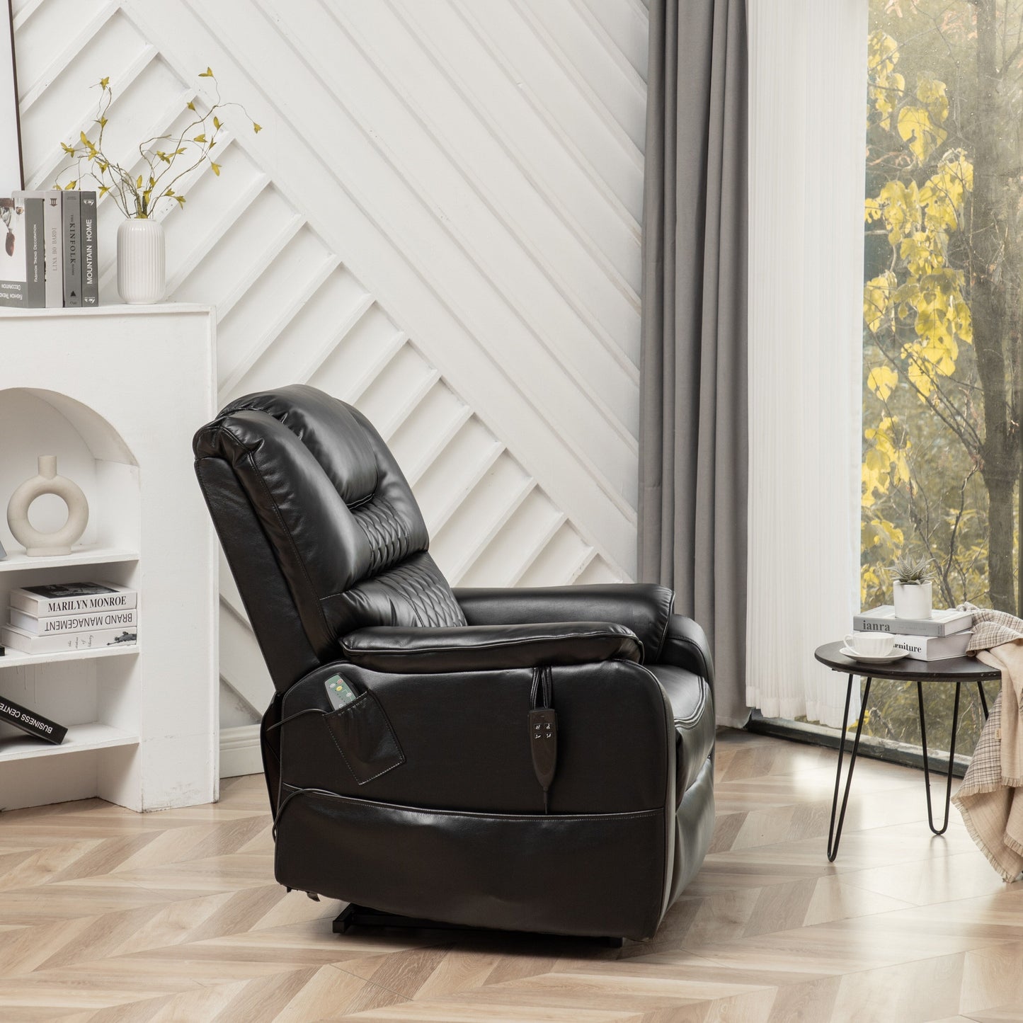 Poltrona reclinabile elettrica oversize in pelle PU nera con massaggio, riscaldamento lombare, tasche laterali, posizione piatta a 180°