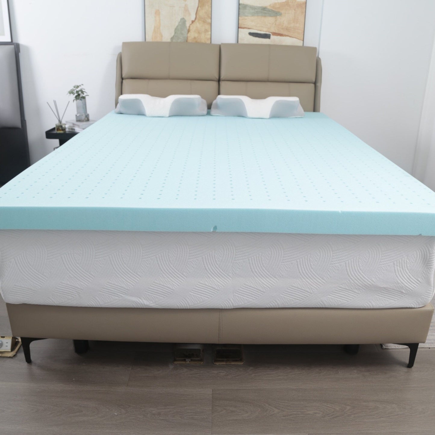 Materasso in spugna blu a lento rimbalzo con coprimaterasso