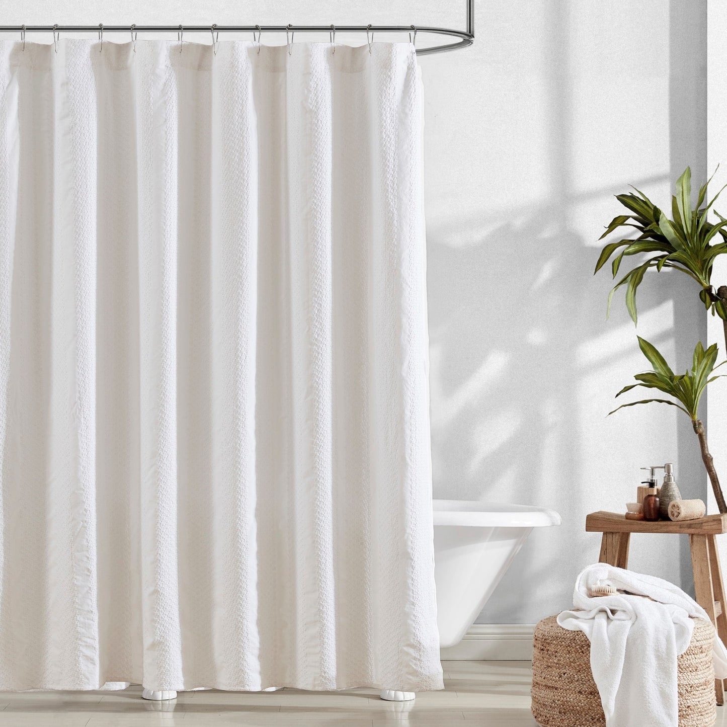 Tenda da doccia a righe in jacquard lavato in capo Billie di Brielle Home