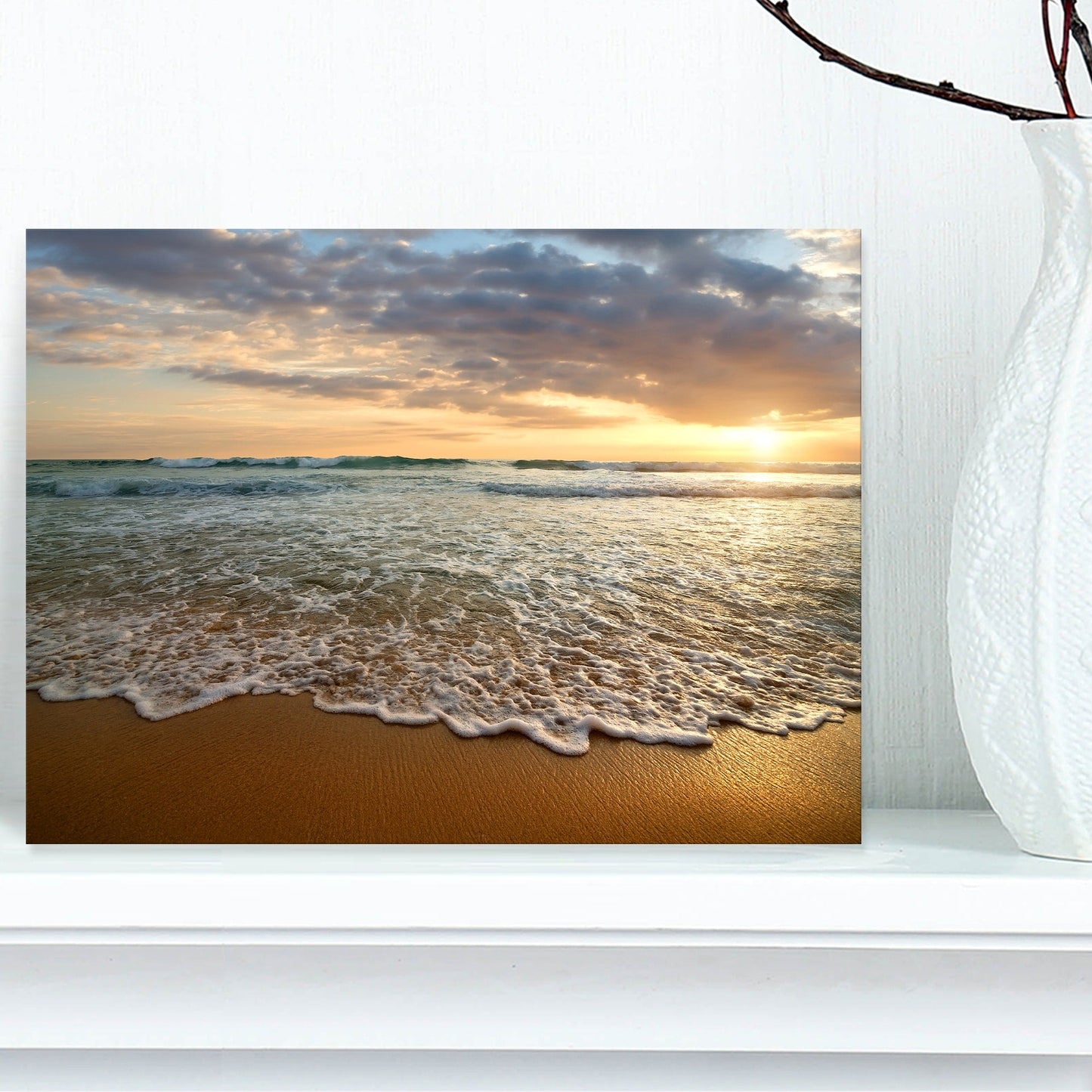 Tramonto luminoso e nuvoloso nell'oceano calmo - Tela artistica con paesaggio marino contemporaneo