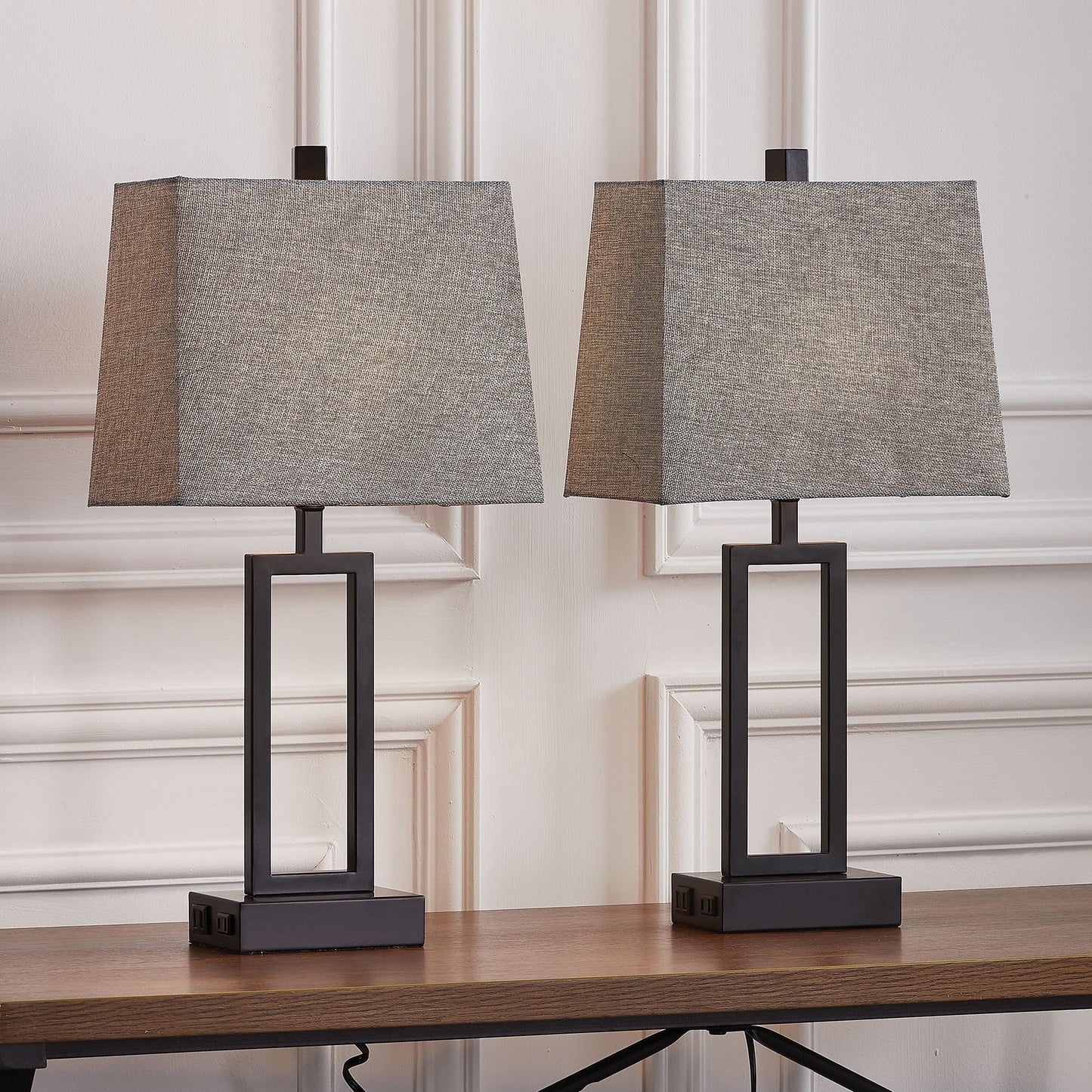 Lampada da tavolo in metallo nero con interruttore touch dimmer e porte di ricarica (set da 2) - 12'' x 6,5'' x 23,5'' (L x P x A)