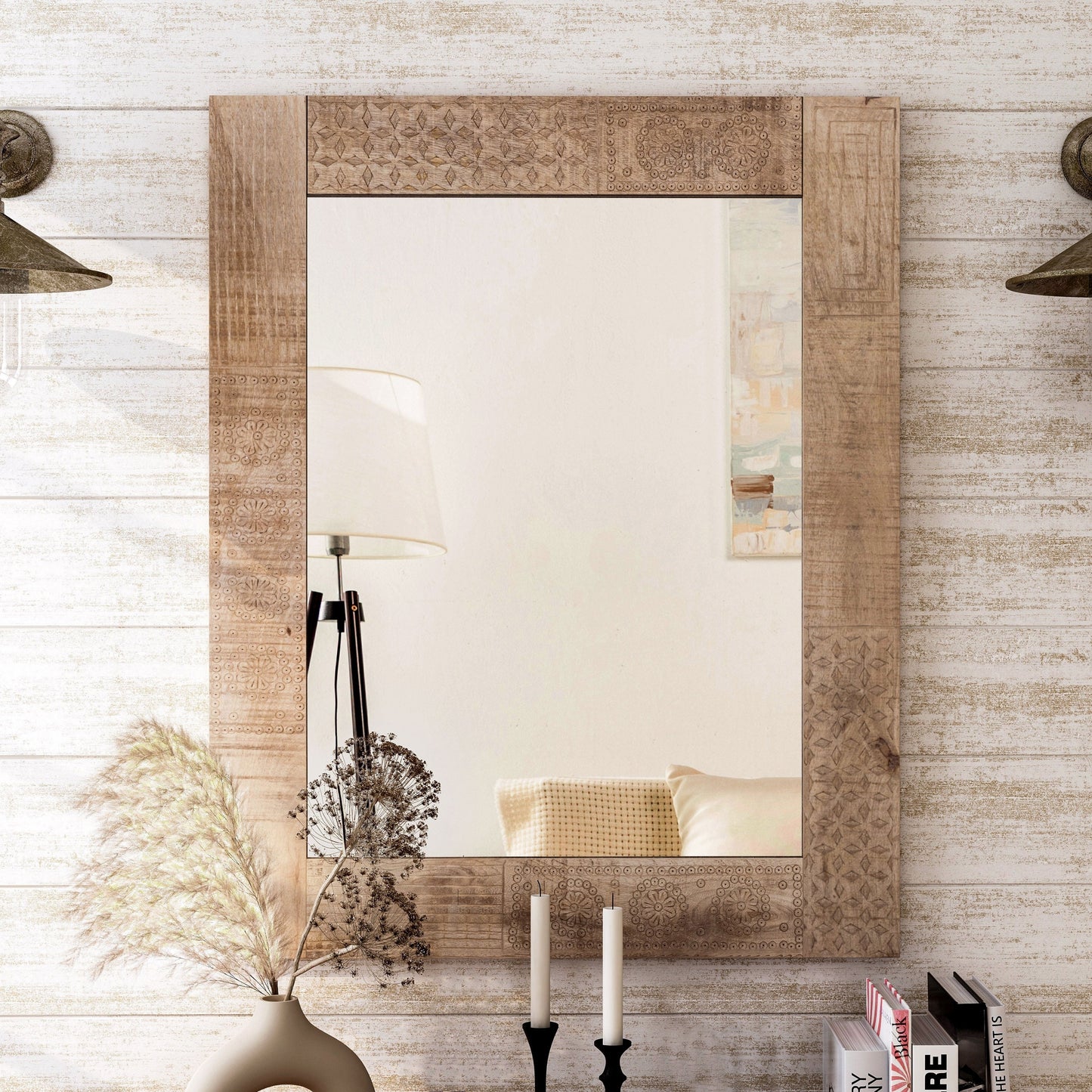 Specchio da parete in legno massello naturale rustico Carina di Furniture of America