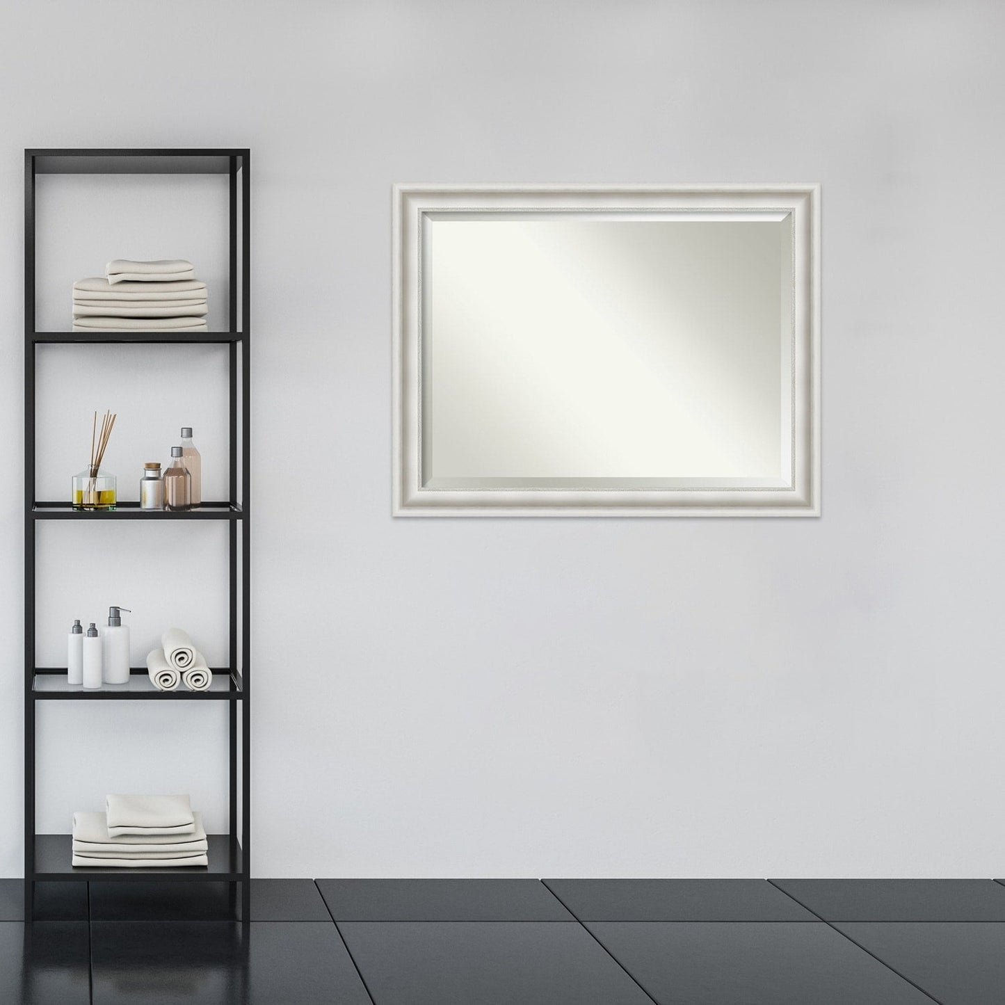 Specchio da parete per bagno bisellato - Cornice bianca Parlor