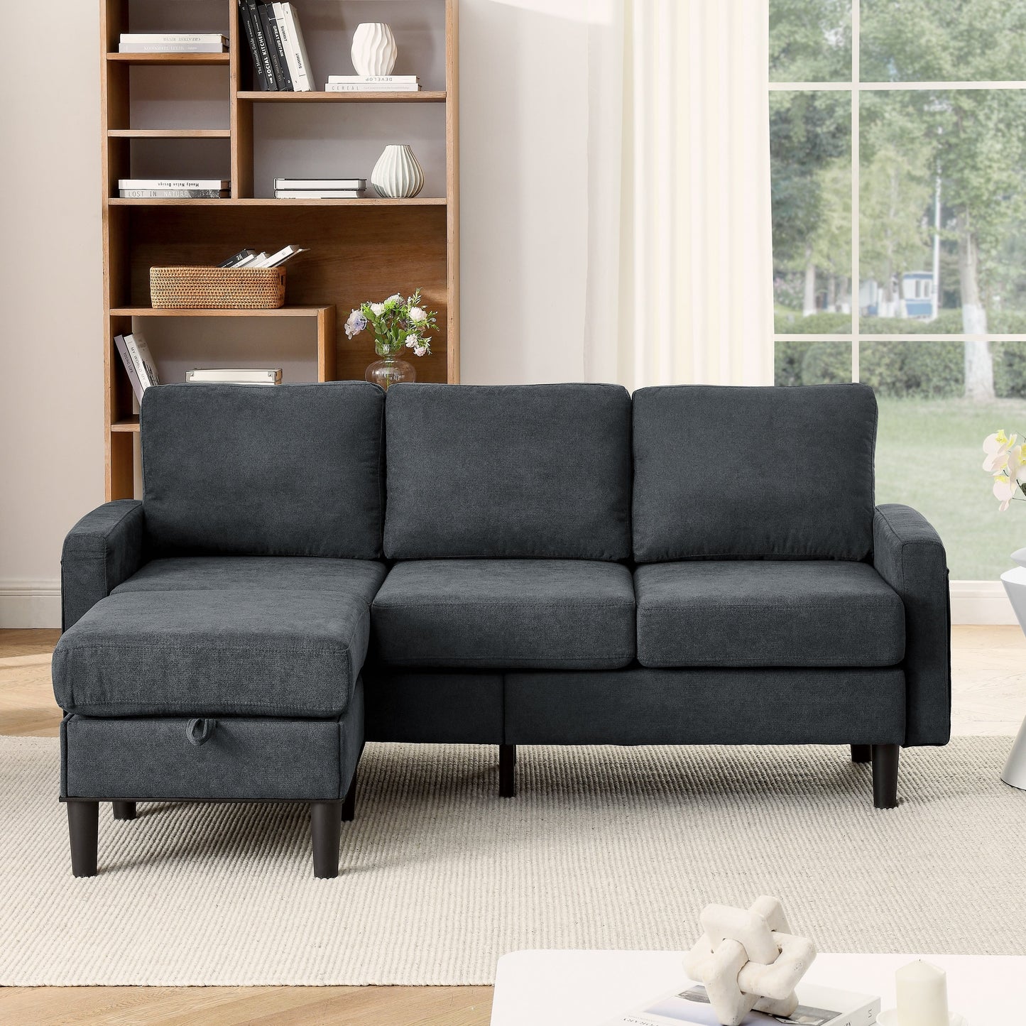 Divano componibile imbottito con pouf