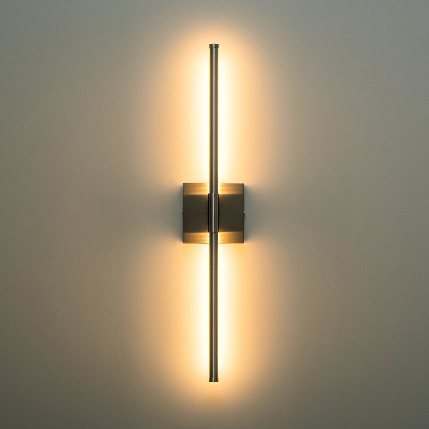 Applique da parete moderna a striscia lineare lunga nera/oro/nichel, dimmerabile, con luce LED per il bagno