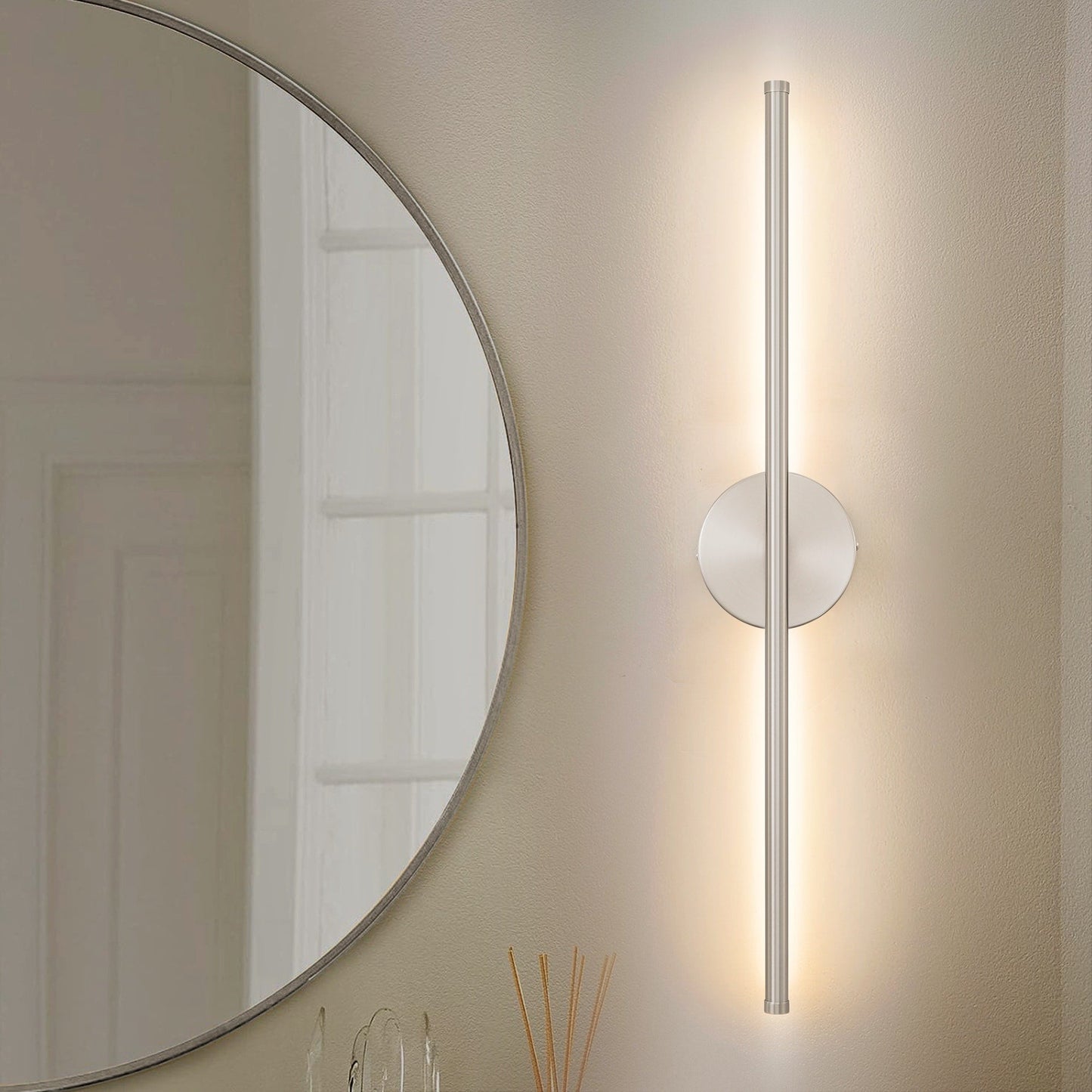 Applique da parete moderna a striscia lineare lunga nera/oro/nichel, dimmerabile, con luce LED per il bagno