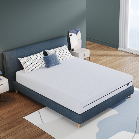 Materasso in memory foam gel medio da 10'' in una scatola con fodera staccabile