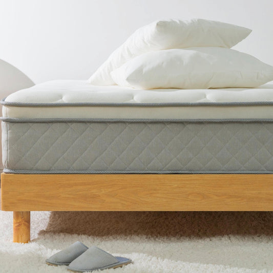 14 Materasso in memory foam traspirante con molle insacchettate