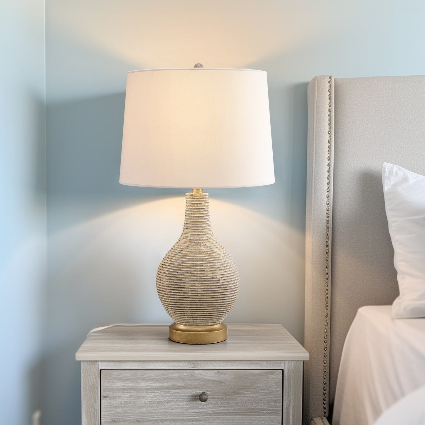Lampada da tavolo in stile fattoria beige/oro lavato da 24,5 pollici con paralume in lino bianco (set di 2) - 24,5 H