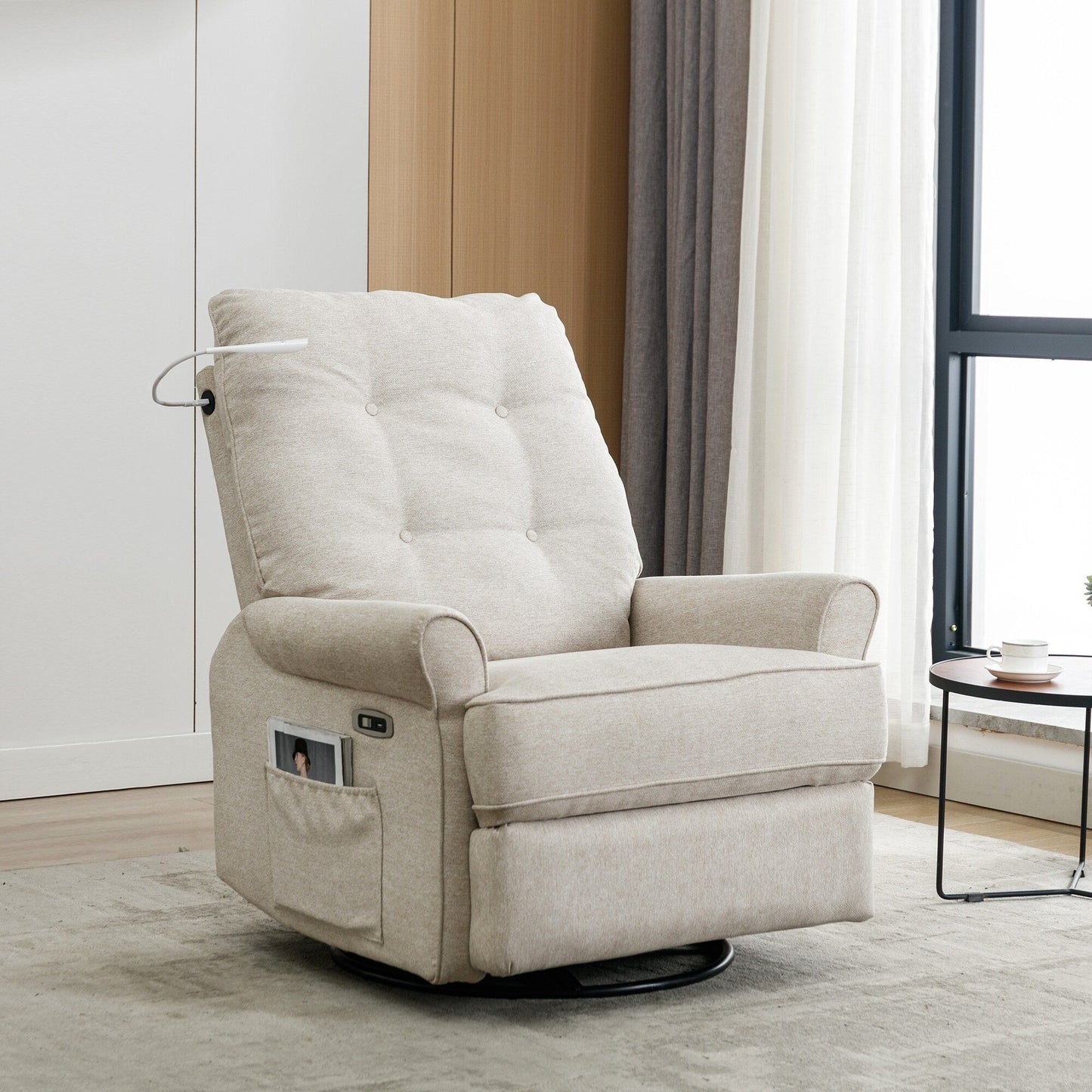 Poltrona reclinabile girevole a 270° con porte USB, lampada touch, tasca laterale portaoggetti e base basculante
