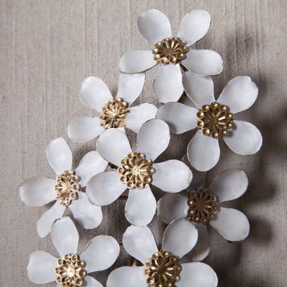 Decorazione da parete con bouquet di fiori in metallo bianco e oro e cornice in legno (set da 2)