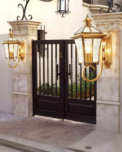 Le Lumière Dorée