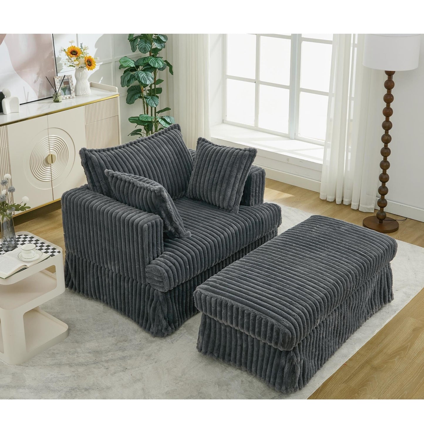 47.7 Chaise Longue oversize in velluto a coste con pouf