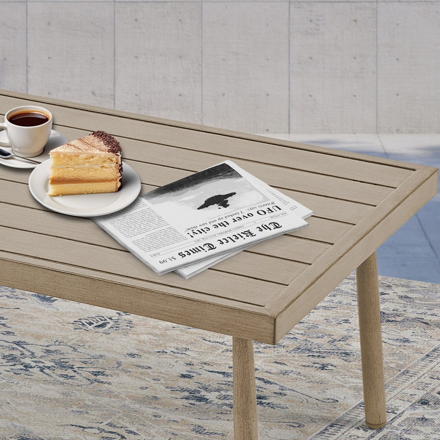 Set da conversazione in alluminio da 7 pezzi per patio, divano a due posti con pouf e tavolino da caffè