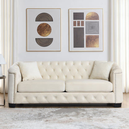 Divano moderno in velluto a 3 posti da 77'' con schienali trapuntati, finiture con borchie e 2 cuscini