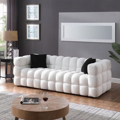 84.3 Lussuoso divano Boucle grande a 3 posti con rivestimento in marshmallow, 2 cuscini decorativi quadrati e bracciolo quadrato