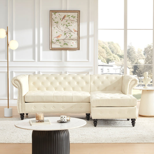 Divano Chesterfield a L da 86,6'' in lino con braccioli arrotolati, trapuntatura a bottoni, dettagli con borchie e gambe in legno a forma di zucca