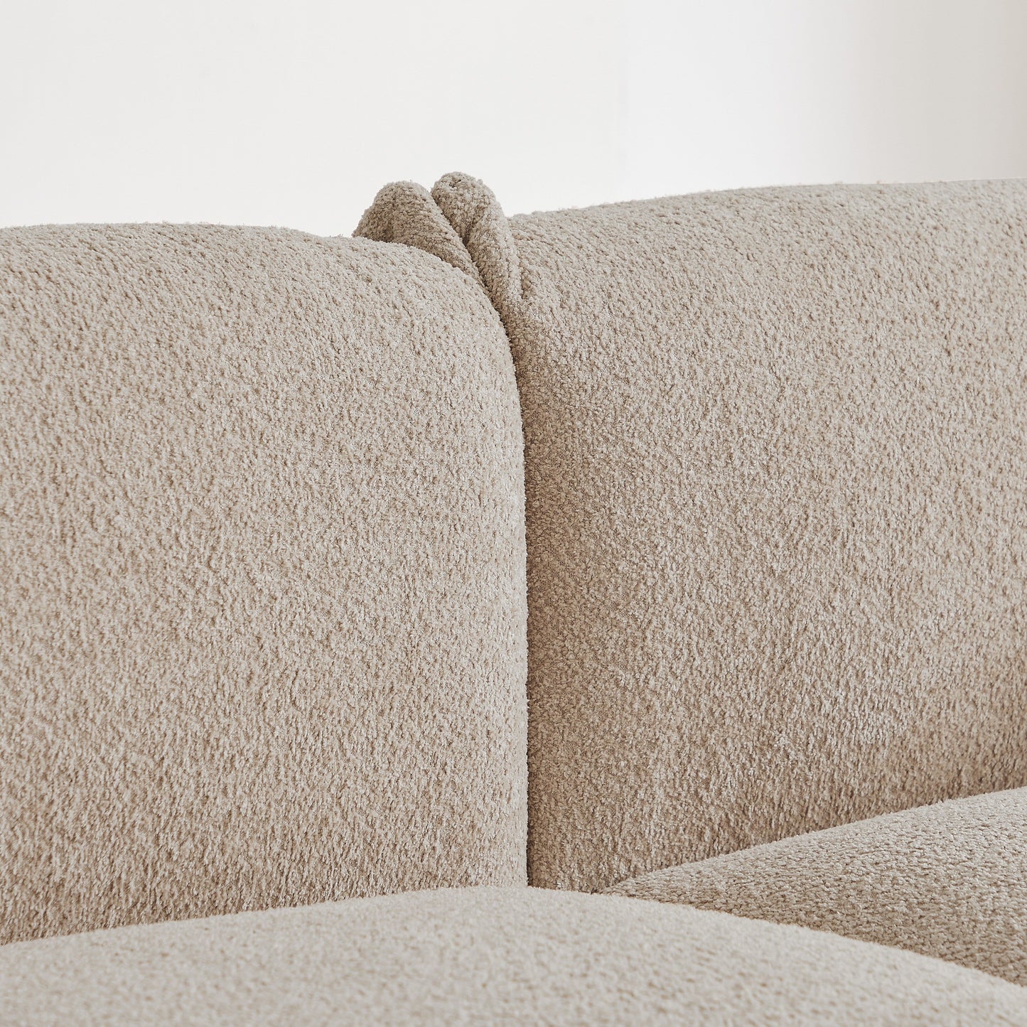 Divano a due posti oversize 87 con struttura in metallo, 2 cuscini e rivestimento resistente