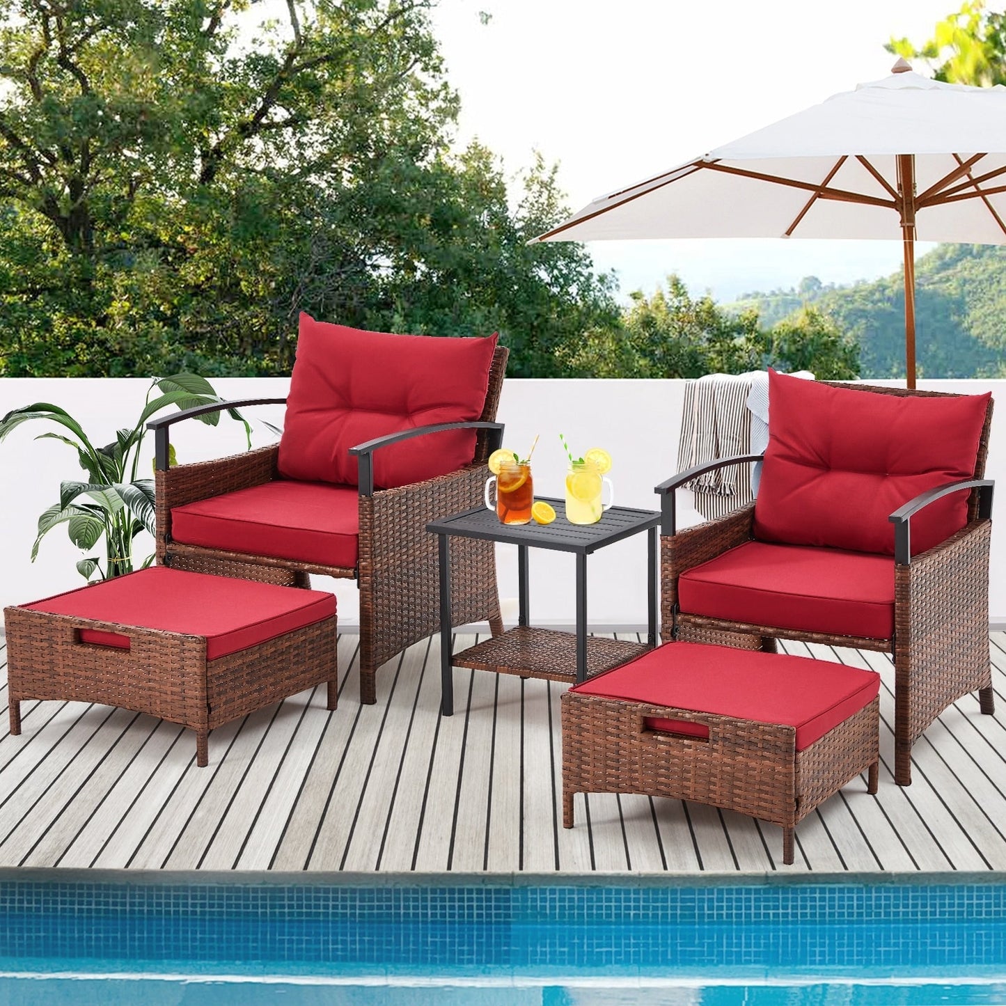 Set di mobili da giardino AVAWING da 5 pezzi, set da conversazione in vimini con tavolino e pouf