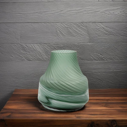 Vaso decorativo contemporaneo in vetro verde satinato Allan Andrews