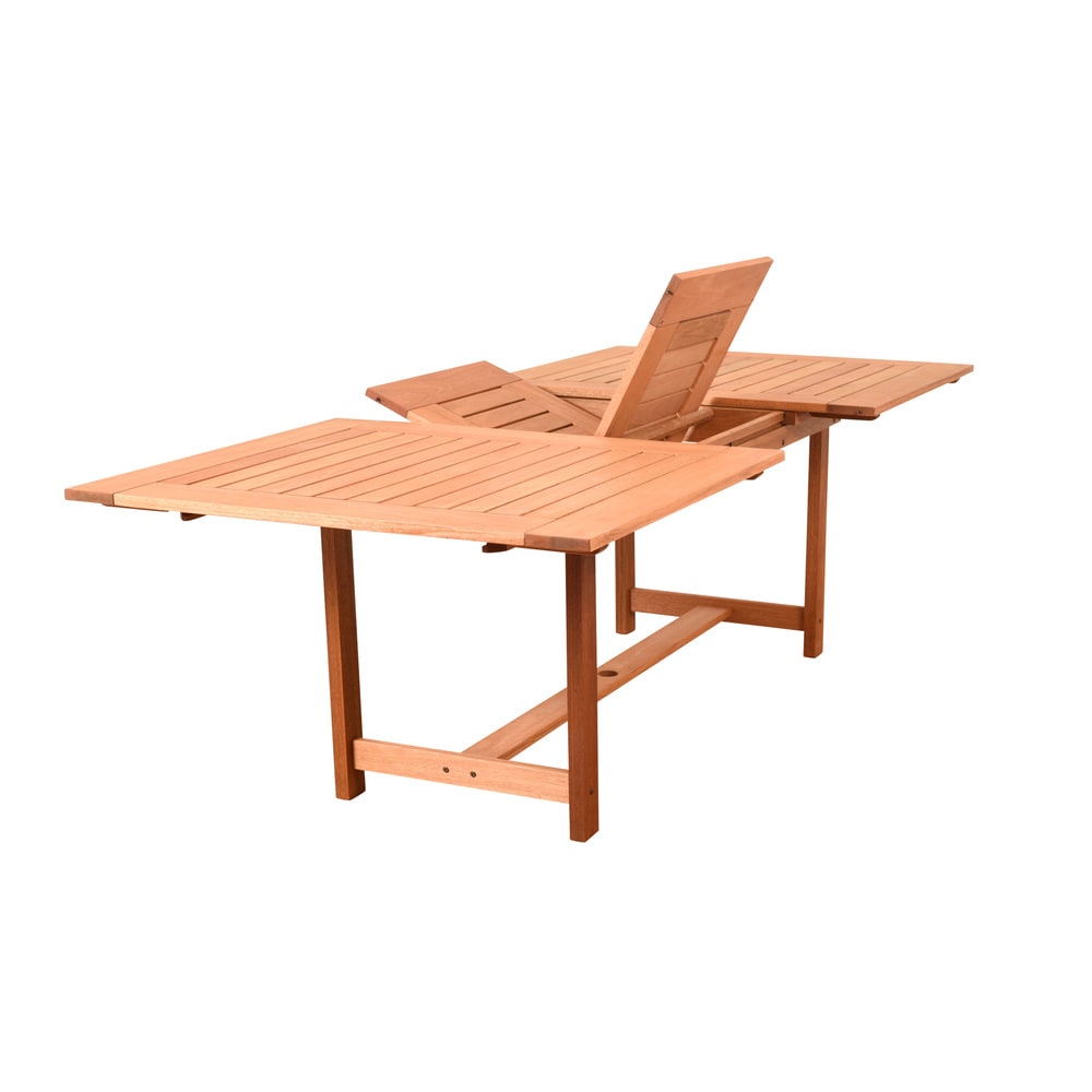 Set da pranzo per esterni Amazonia Cosmopolitan da 9 pezzi in legno FSC
