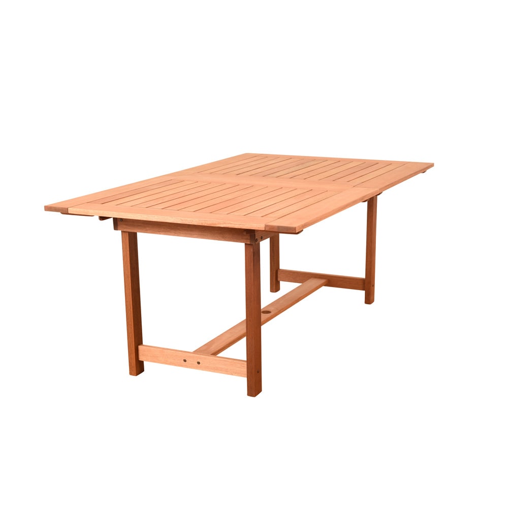 Set da pranzo per esterni Amazonia Cosmopolitan da 9 pezzi in legno FSC
