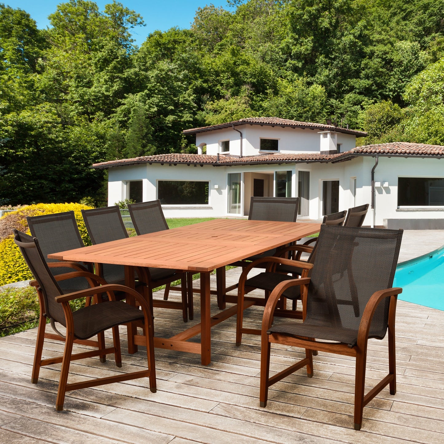 Set da pranzo per esterni Amazonia Cosmopolitan da 9 pezzi in legno FSC