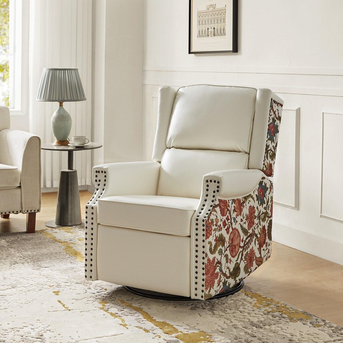 Poltrona reclinabile girevole Amelia Transitional in pelle PU con cuciture floreali di HULALA HOME