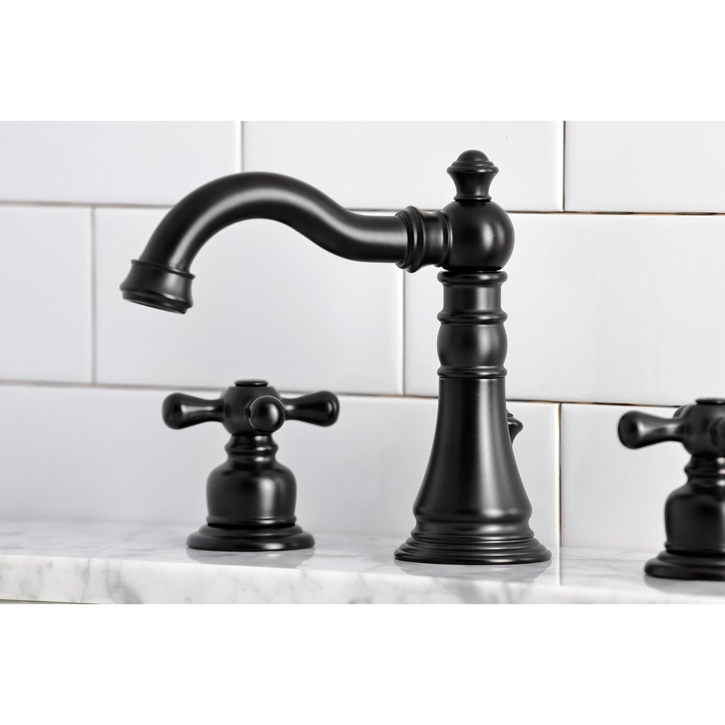 Rubinetto per bagno diffuso American Classic da 8 pollici