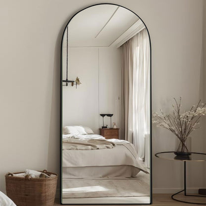 Specchio da pavimento in legno a figura intera ad arco, specchio da parete