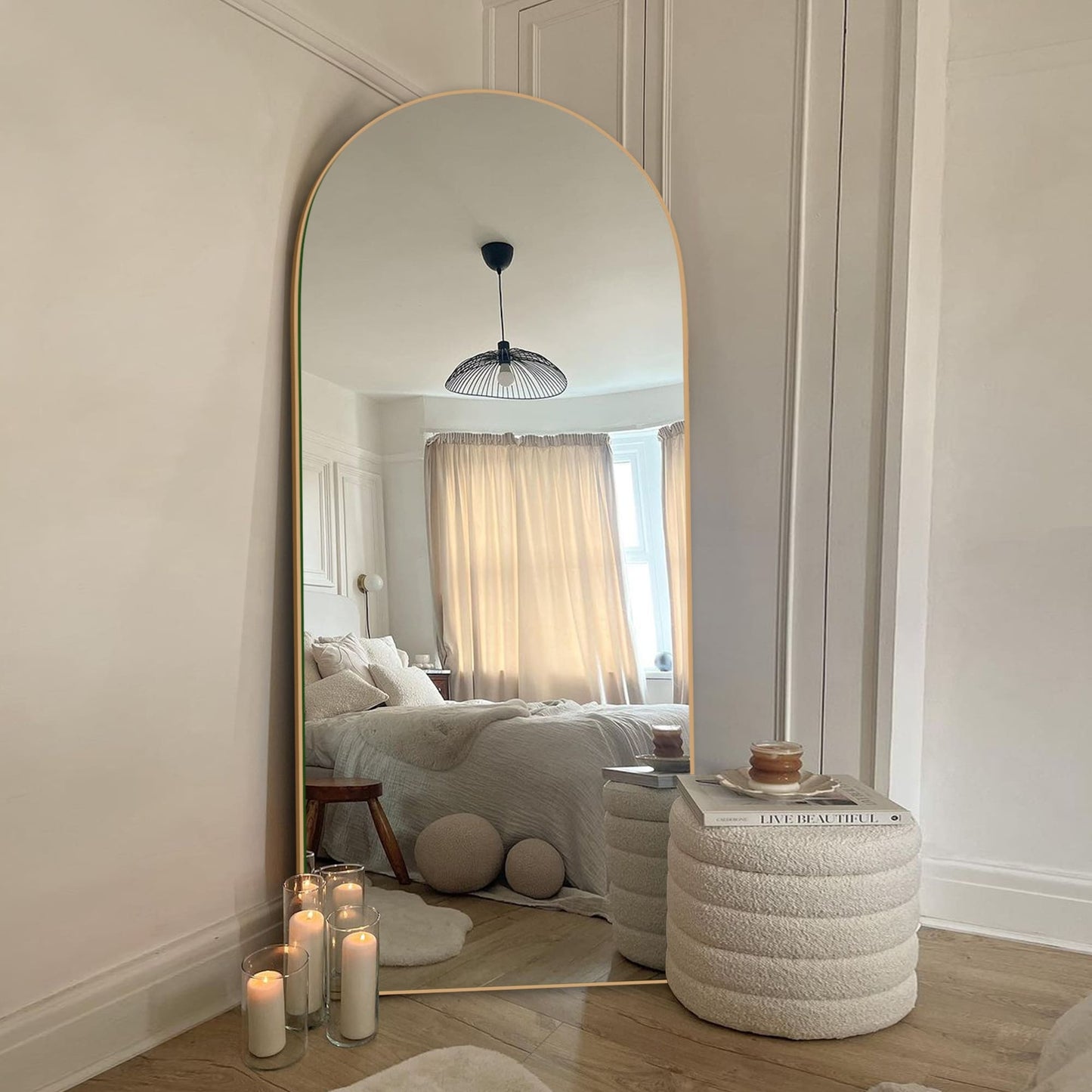 Specchio da pavimento in legno a figura intera ad arco, specchio da parete