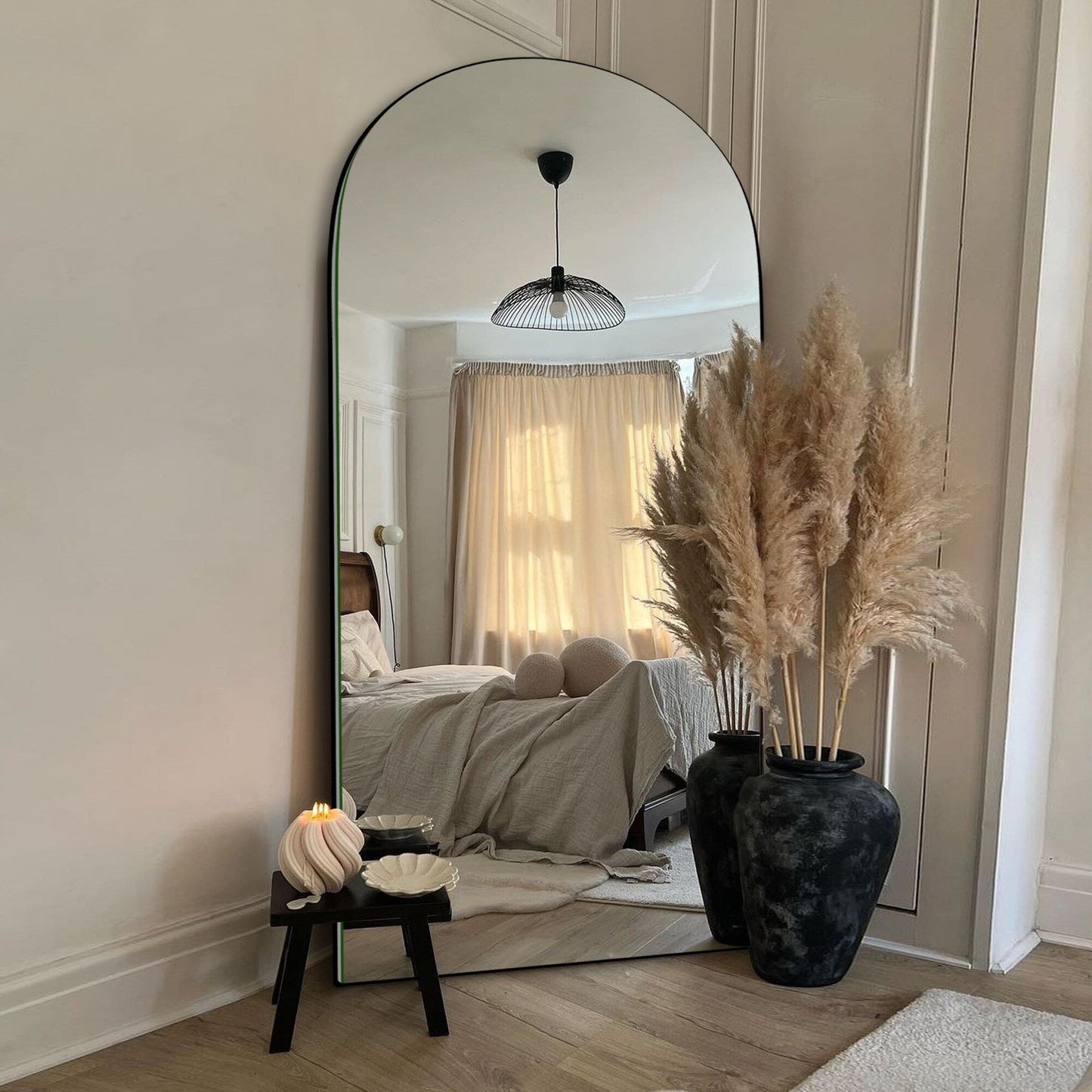 Specchio da pavimento in legno a figura intera ad arco, specchio da parete