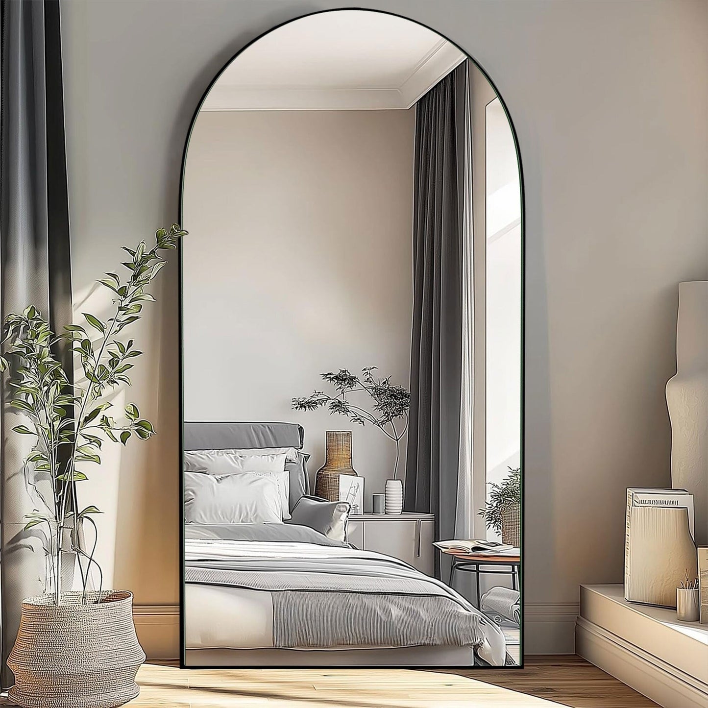 Specchio da pavimento in legno a figura intera ad arco, specchio da parete
