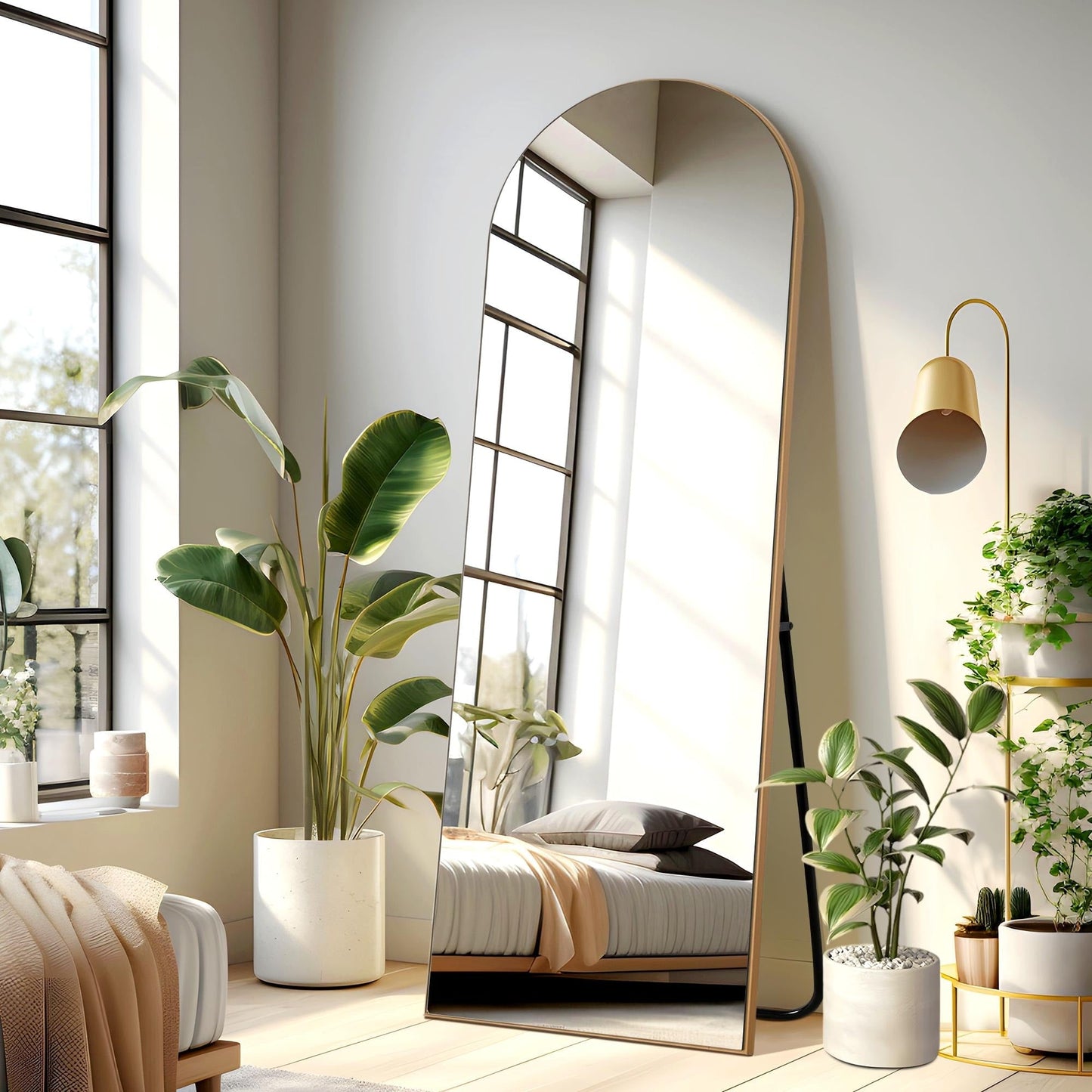 Specchio ad arco moderno a figura intera