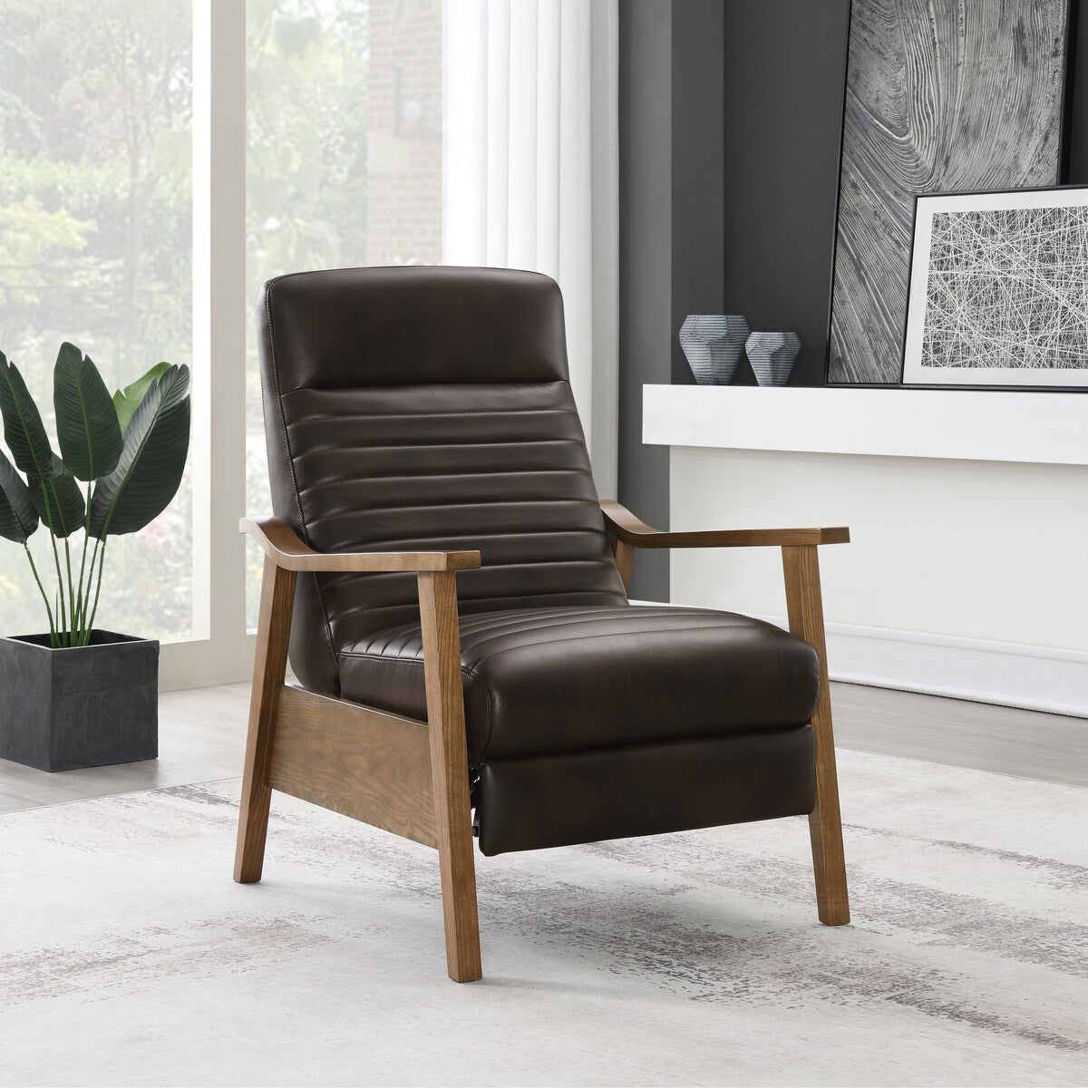 Poltrona reclinabile con braccioli in legno Armando di Greyson Living