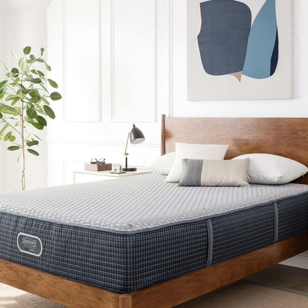 Set di materassi ibridi Beautyrest Silver East Hill Lake Firm Hybrid da 13,5 pollici, dimensioni standard - N/D