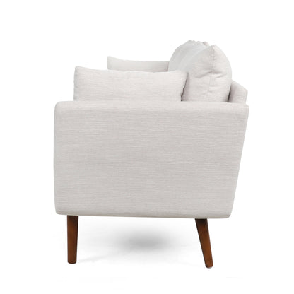 Divano beige a 3 posti con gambe e cuscini in betulla