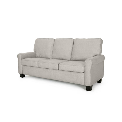 Divano beige a 3 posti con cuscini imbottiti e gambe affusolate