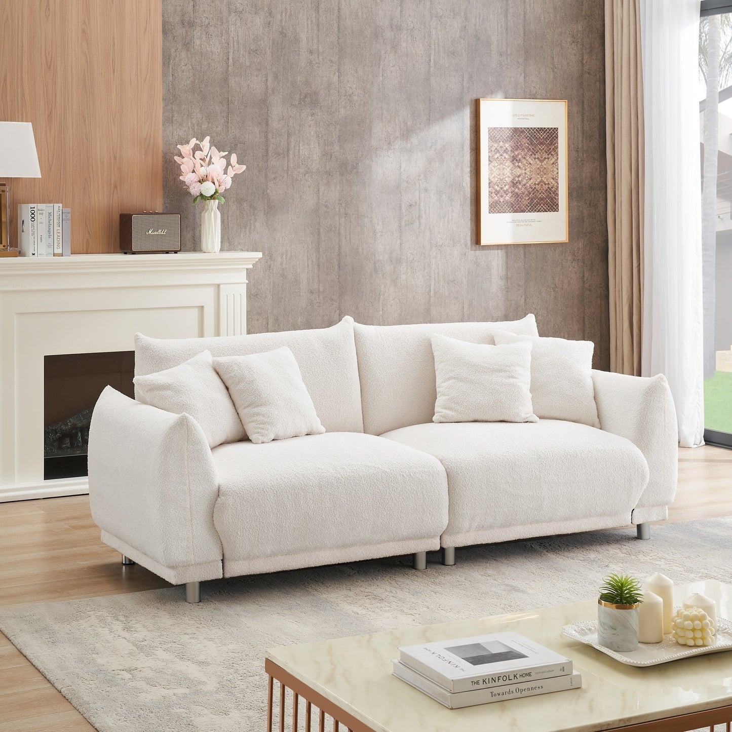 Divano a due posti in lana Teddy beige 86,6 con quattro cuscini decorativi e piedini in metallo per soggiorno
