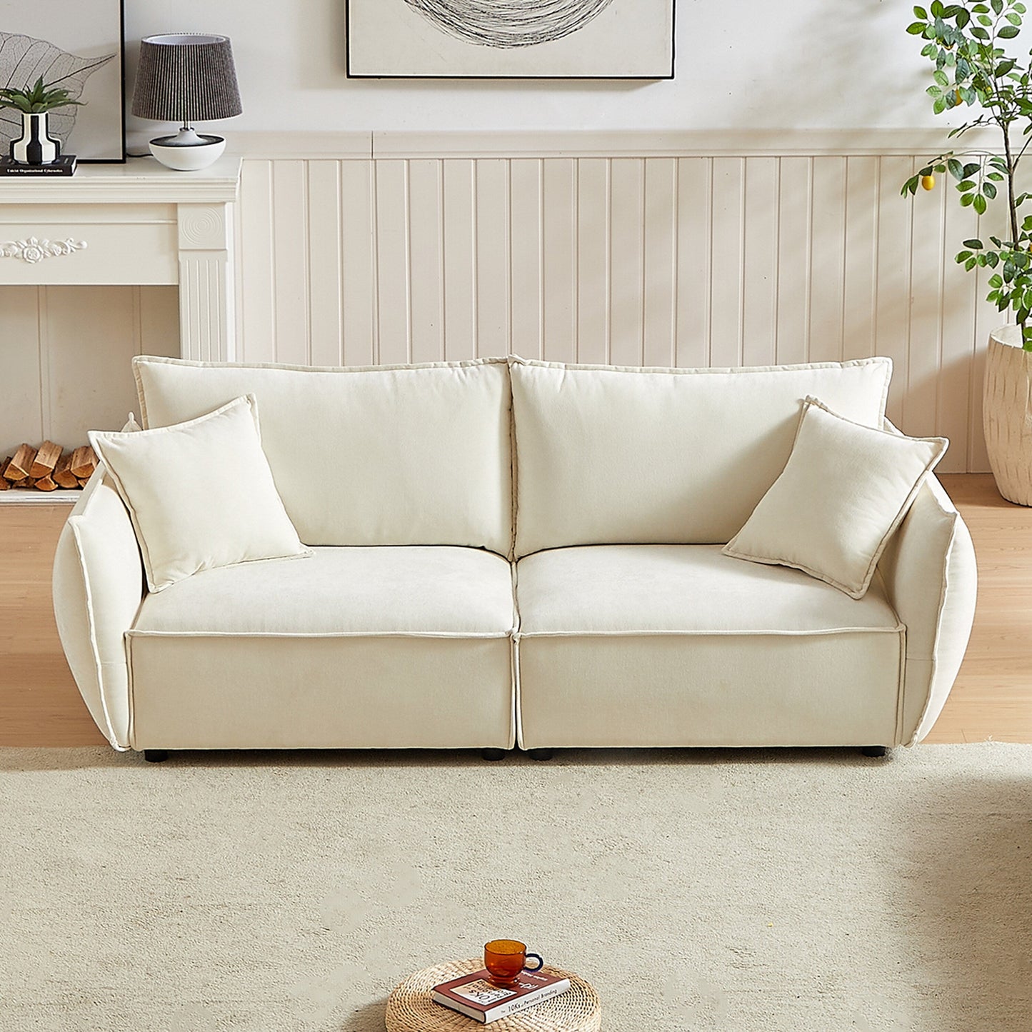 Divano a 3 posti in ciniglia beige con cuscini extra