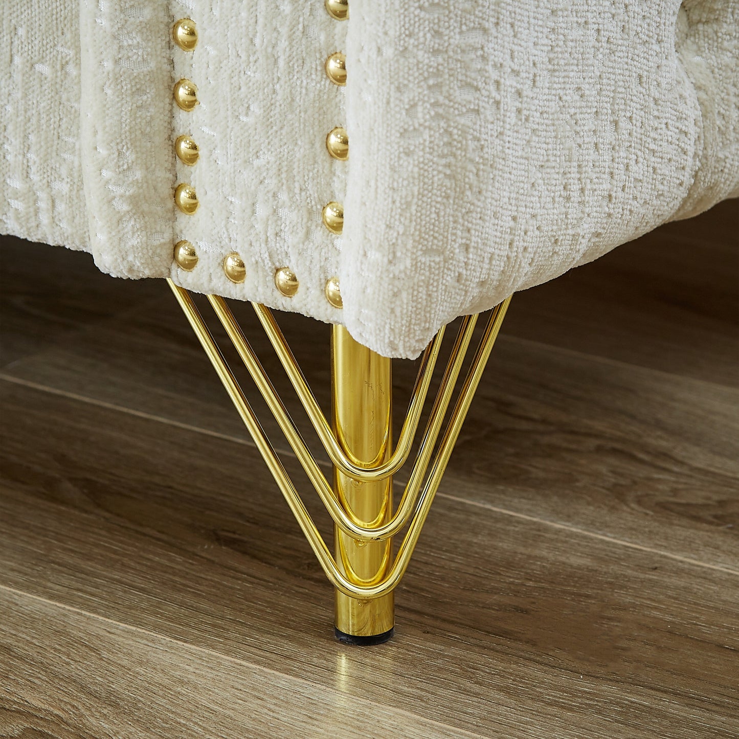 Divano a 3 posti imbottito in ciniglia beige con gambe in metallo