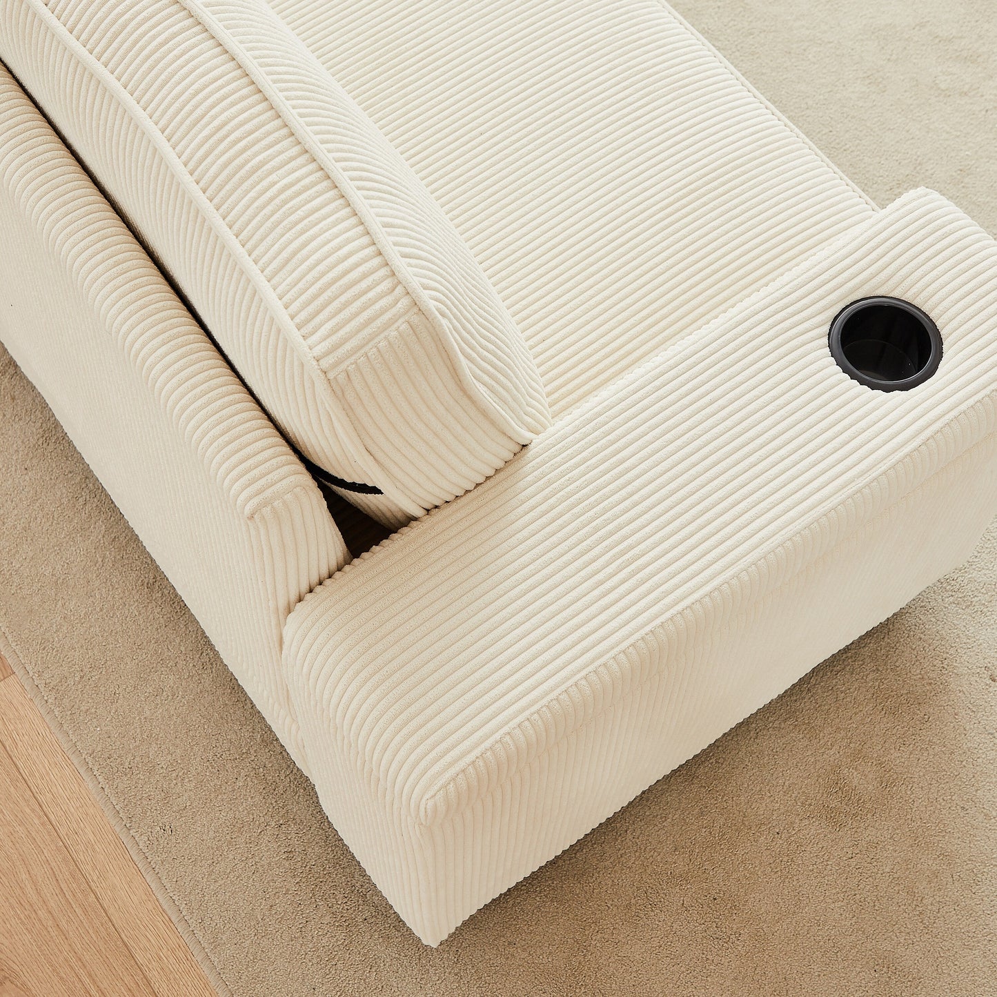 Divano a 3 posti in velluto a coste beige con porte USB e portabicchieri