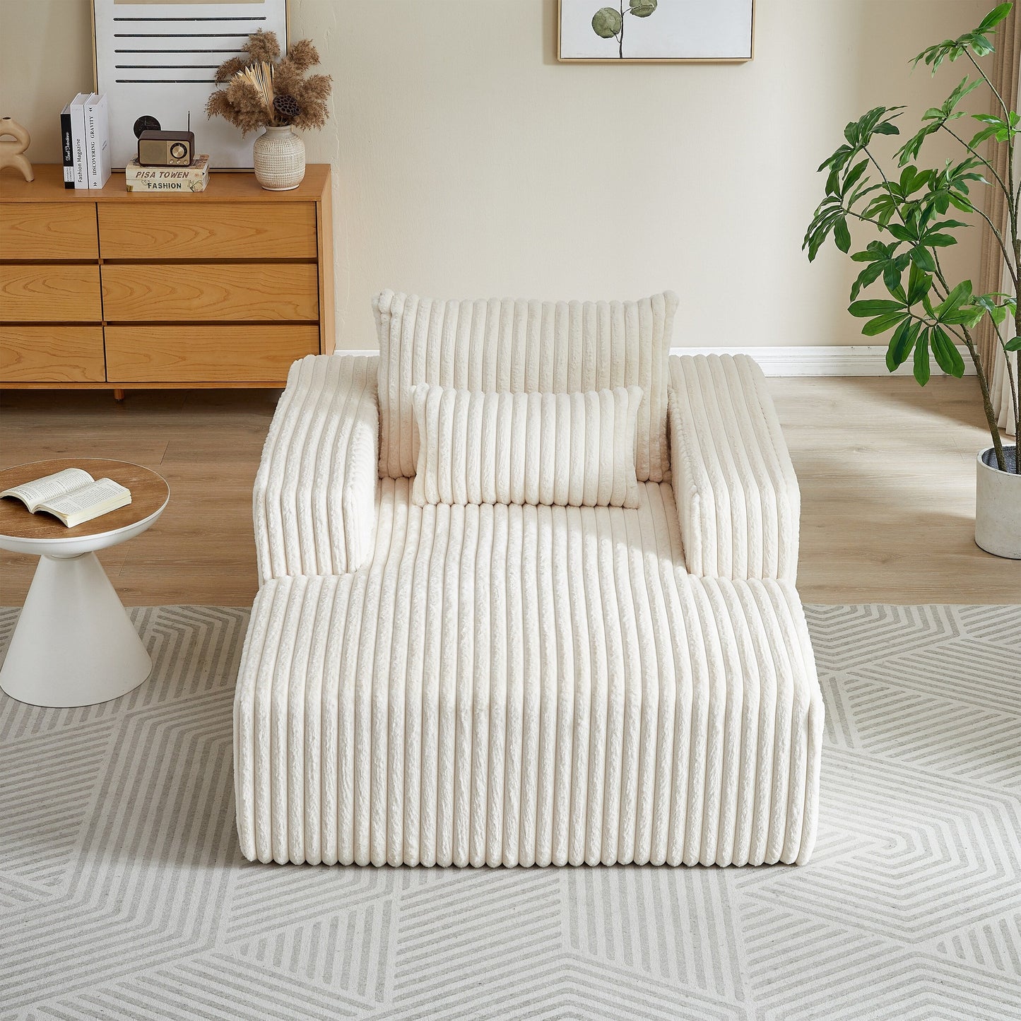 Poltrona in velluto a coste beige con 2 cuscini